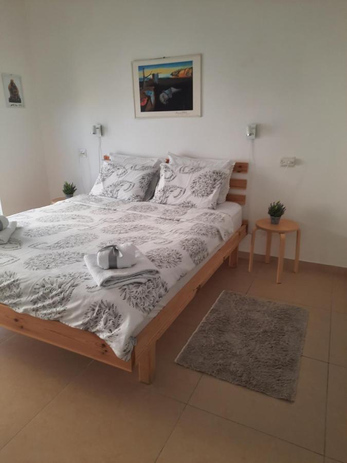 The Shining Star -A Beautiful 3 Bedroom Apartment Beersheba Exterior foto